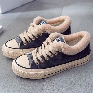 Warm lace up low sneakers - Chuck Taylor style
